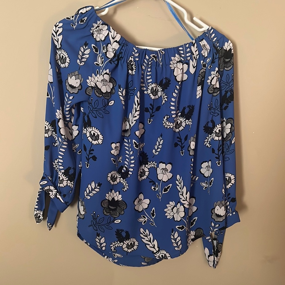 Express…. small blouse that ties at the wrist